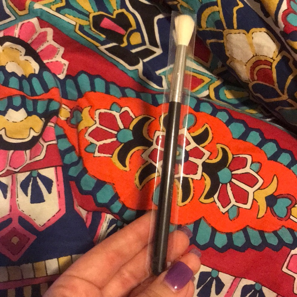 Free with any purchase tapered blending brush